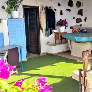 https://ven-a-disfrutar-lejos-del-ruido.in-canary-islands.com
